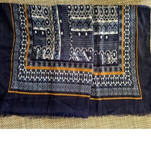 DOPPELGÄNGER NWOT ROMA Fringe Edged Multi-pattern Wrap Scarf Navy Mustard